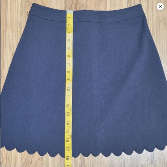 Banana Republic Women's A-Line Navy Blue Scalloped Hem Skirt Size 0 - Picture 6 of 6